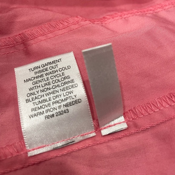 NEW YORK & COMPANY BUTTON DOWN - Picture 7 of 8